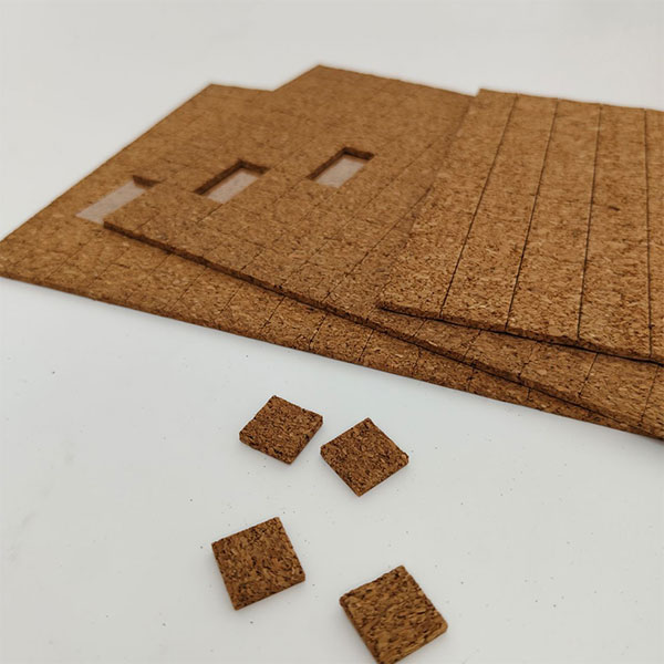 Cork Pads et PET liner